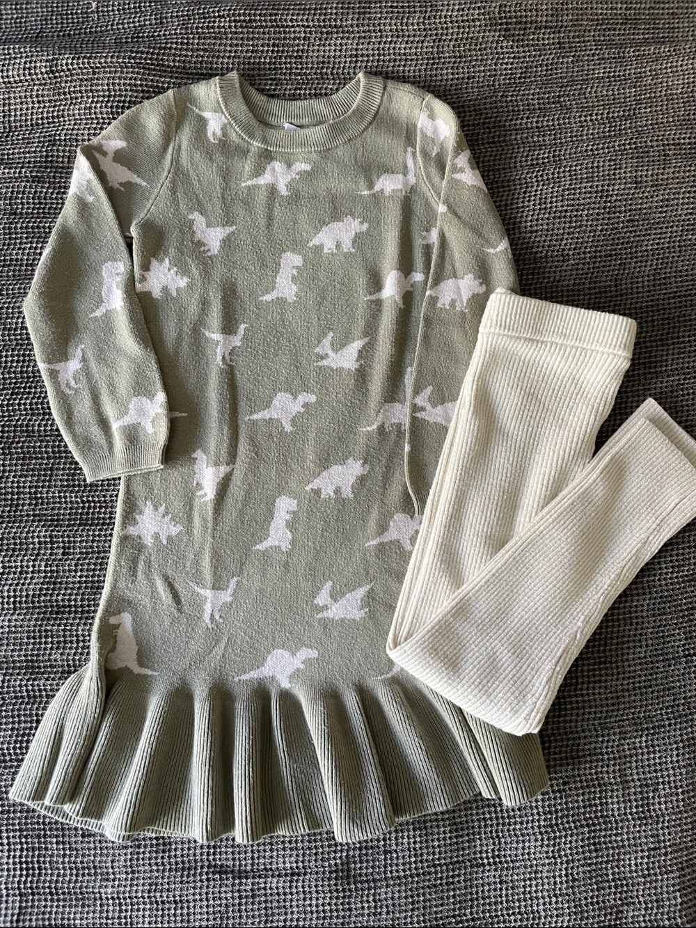 Posh Peanut Sage Knit Dinosaur Ruffle Dress 5T w/ Gap Cream Cotton Leggings 5T